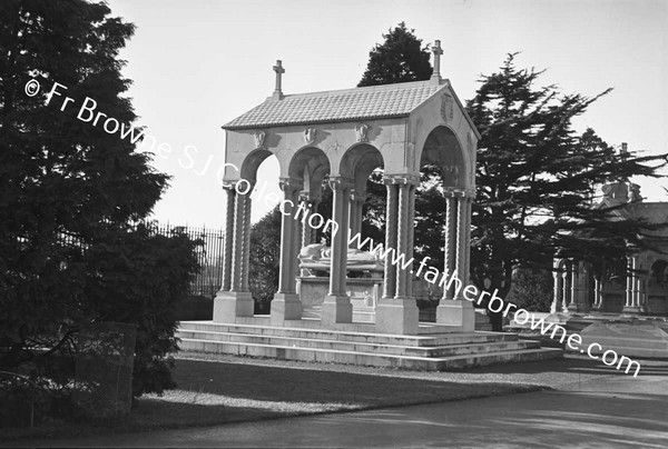 GLASNEVIN CEMETERY ARCHBISHOP'S TOMB